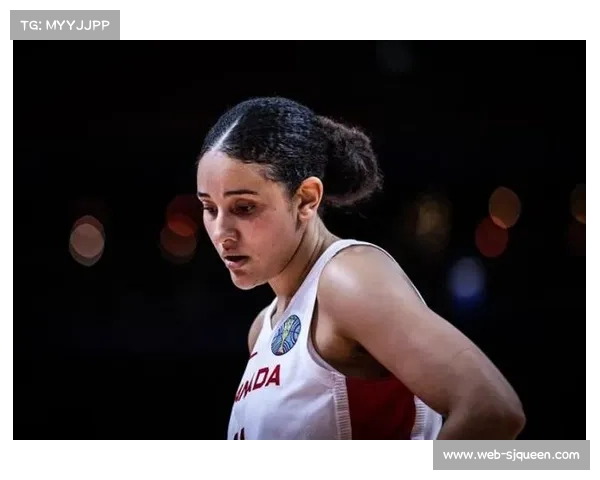 萨布里娜·约内斯库连中11球，斩获个人第二座三分大赛冠军